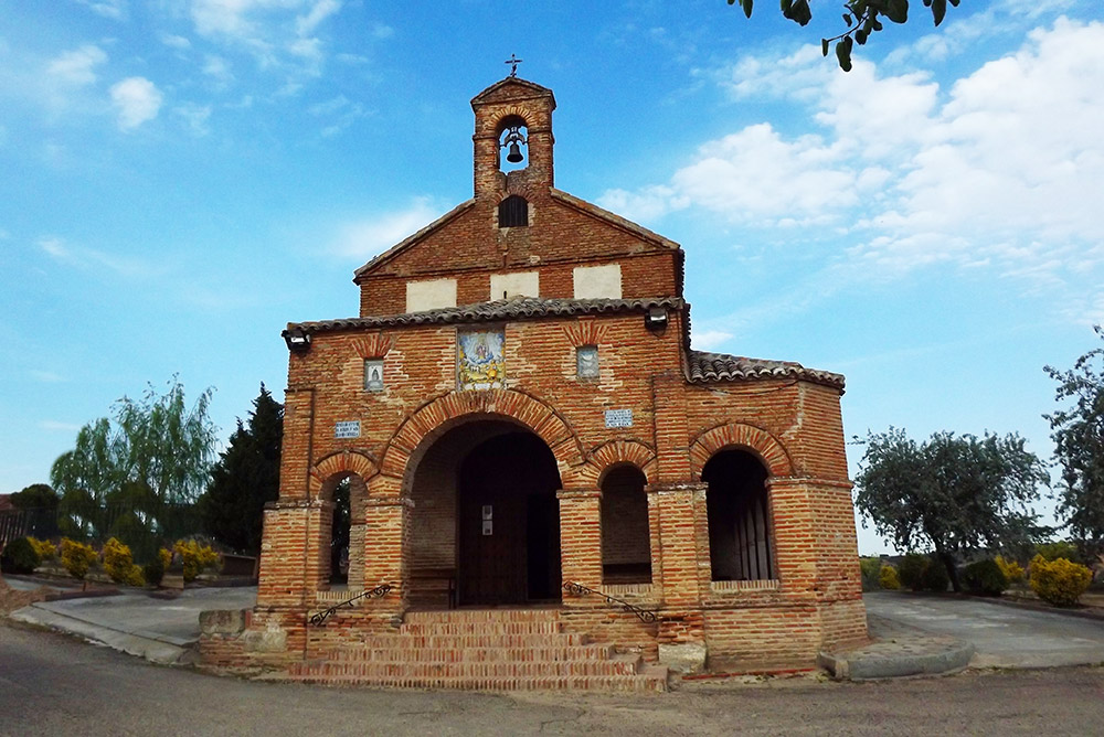 ermita de san illan en cebolla virgen de la antigua