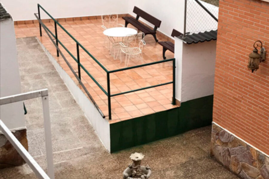 vivienda de mayores cebolla