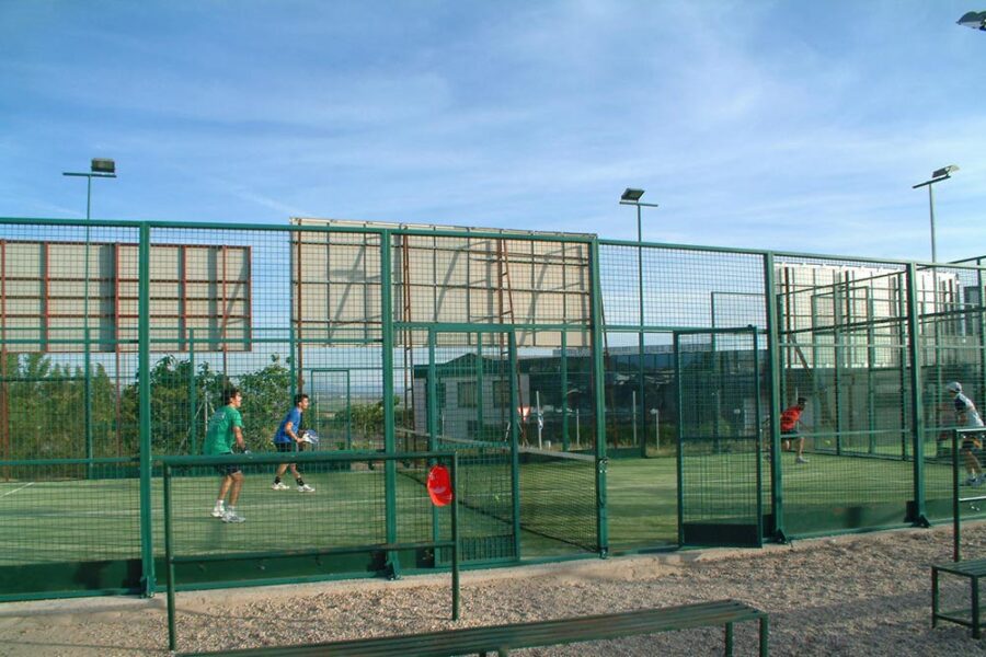 pistas de padel municipales de cebolla
