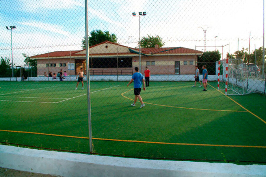 polideportivo de cebolla pista exterior