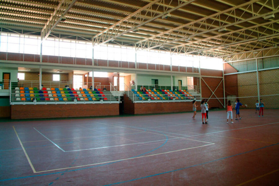 polideportivo municipal de cebolla