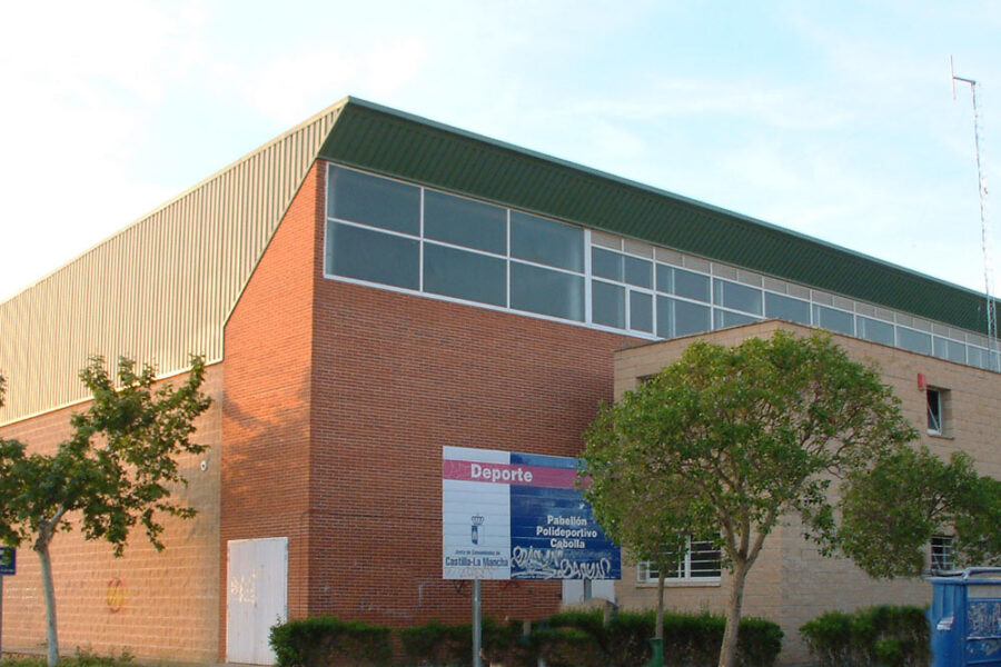 polideportivo municipal de cebolla